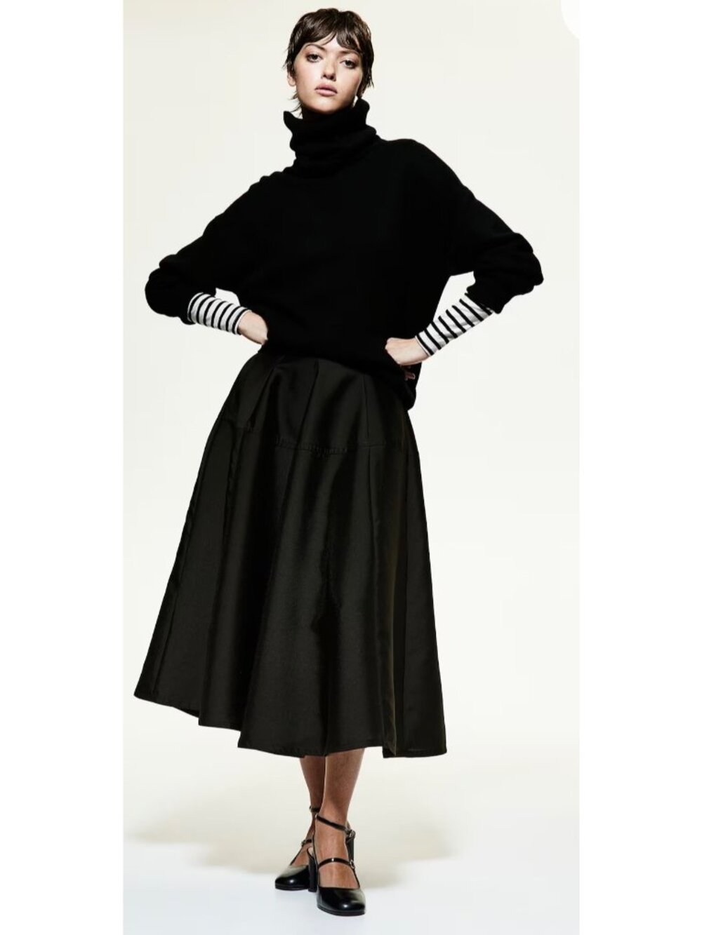 NWT Black Turtleneck Oversized Boxy Soft Sweater Women S Modern Minimalist City